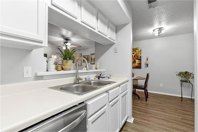 Building Photo - 3201 Donnelly Cir