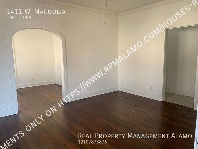 Building Photo - 1411 W. Magnolia-