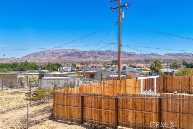 Building Photo - 5749 Halsey Ave