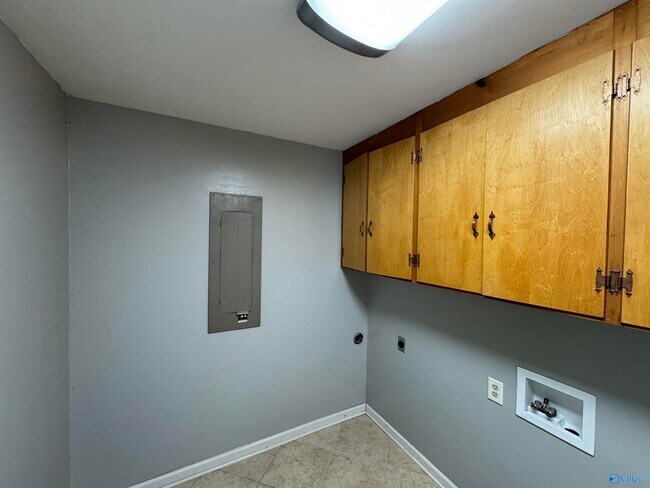 Building Photo - 1101 Winston Dr