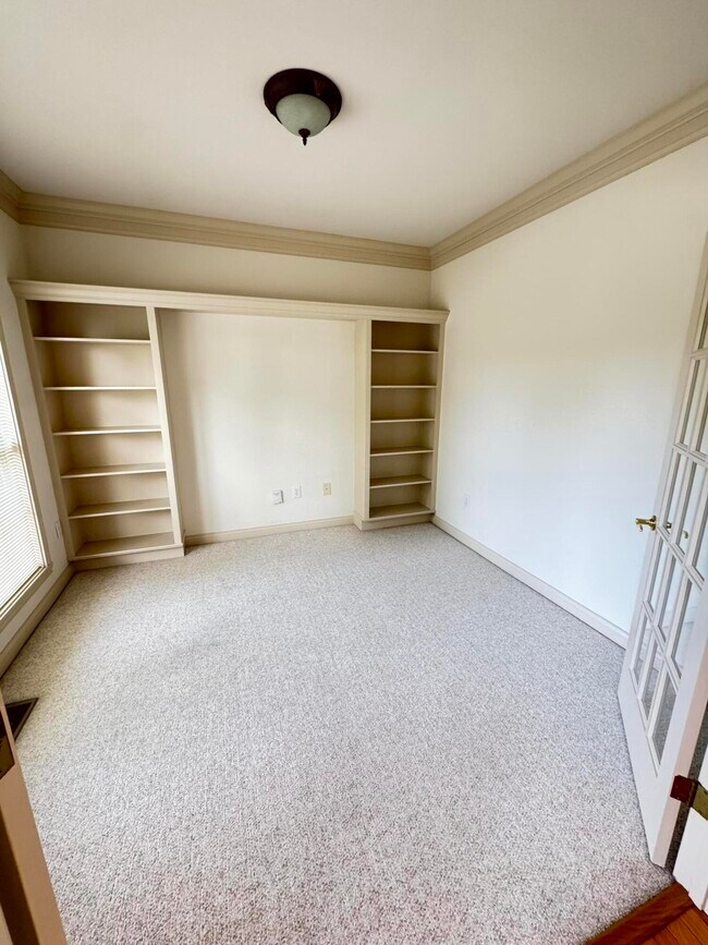 Building Photo - 3273 Marston Pl