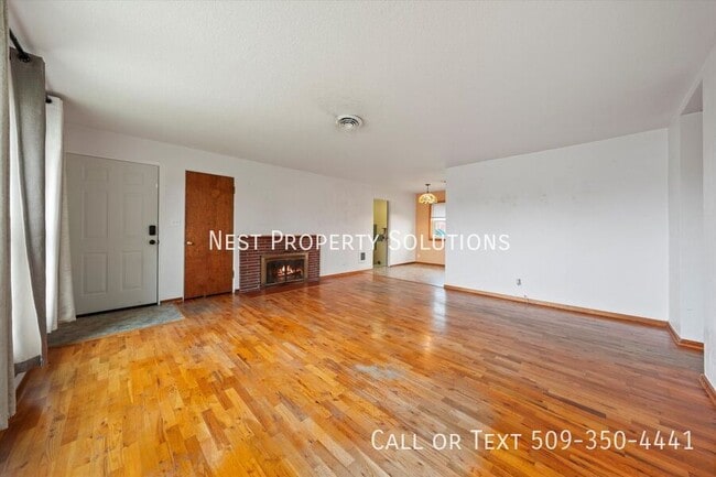 Building Photo - 135 H St NE