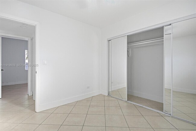 Building Photo - 2445 SW 18th St