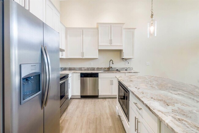 Building Photo - 340 Bluefish Dr