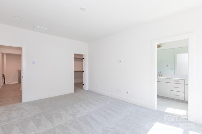 Building Photo - 505 Bowman Rd