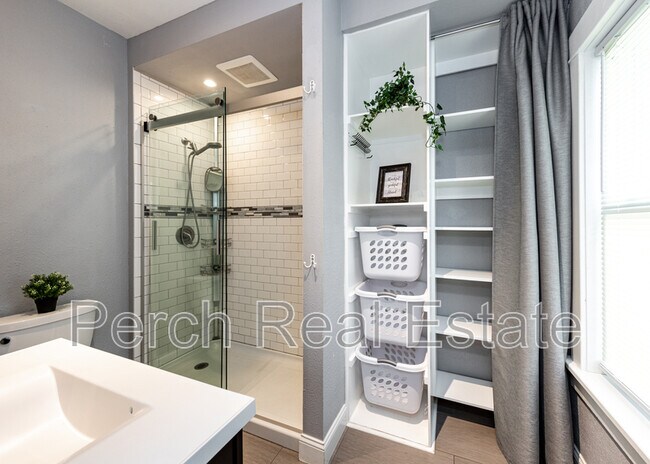 Building Photo - 4319 S Logan St