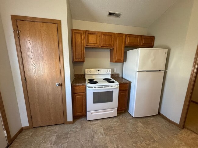 Building Photo - 36/38 Amy Lynn Drive