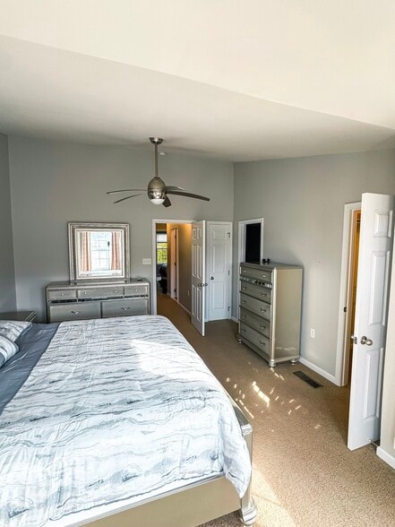 Building Photo - 209 Raven Run