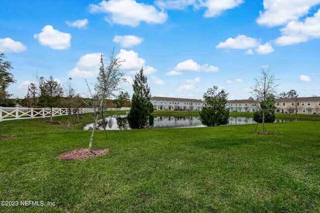 Building Photo - 988 Observatory Pkwy
