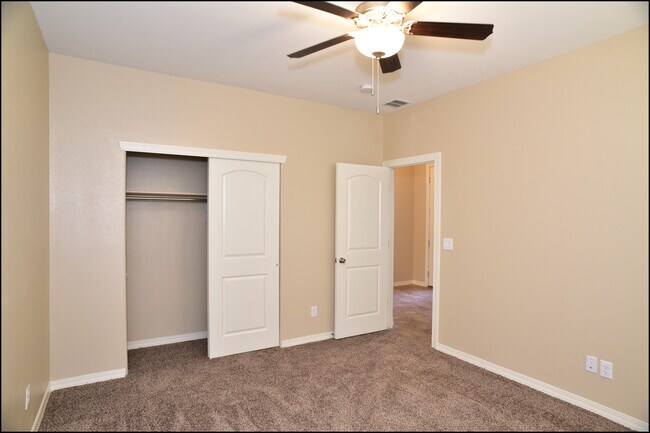 Building Photo - 5440 Limestone Dr