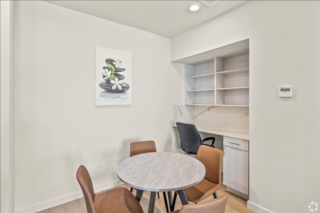 Building Photo - 7721 Dutch Branch Rd