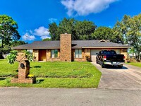 Building Photo - 398 Arapahoe Ln NE