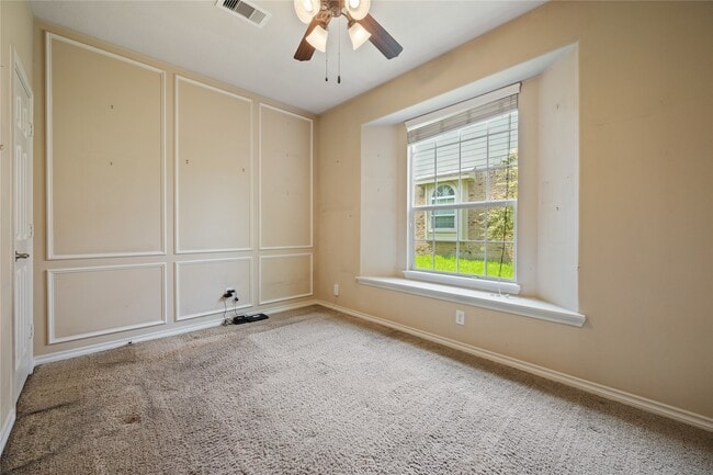 Building Photo - 20698 Oakhurst Meadows Dr