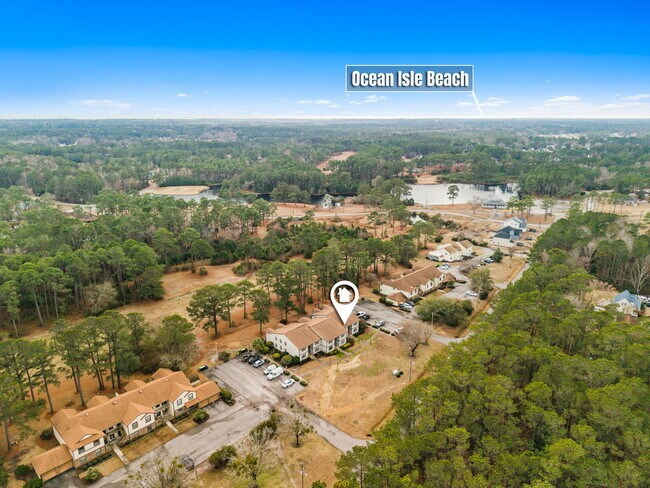 Building Photo - 310 Country Club Villa Dr