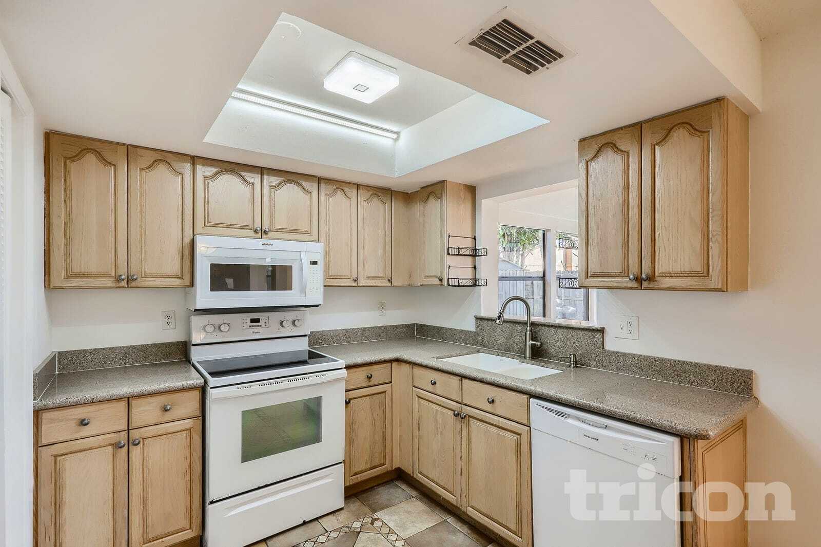 Building Photo - 2813 Whippet Ct