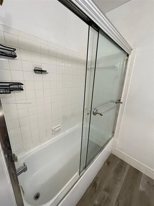 Building Photo - 8237 NW 8th Ct