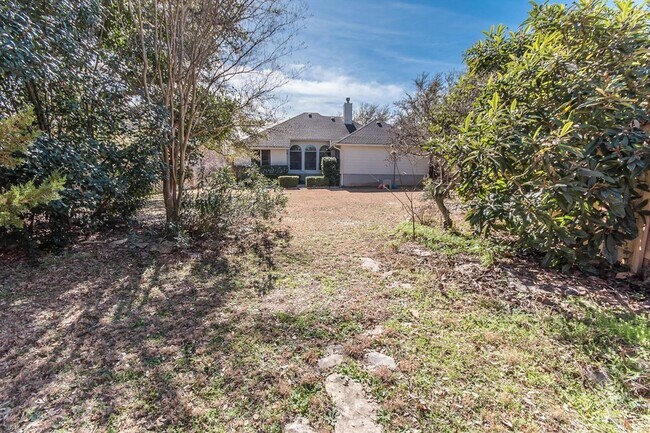 Building Photo - 15808 Chatham Wood Dr
