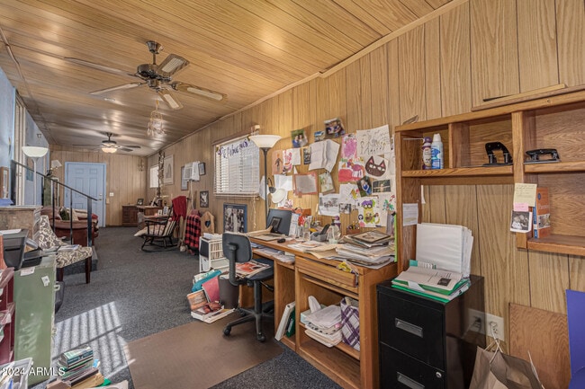 Building Photo - 2650 W Union Hills Dr