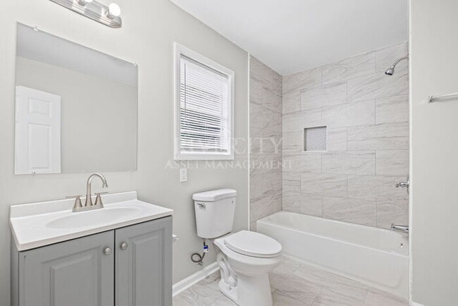 Building Photo - Berclair Beauty!!!! Section 8 Welcomed !!!! FULLY Renovated & Spacious!!!!!!