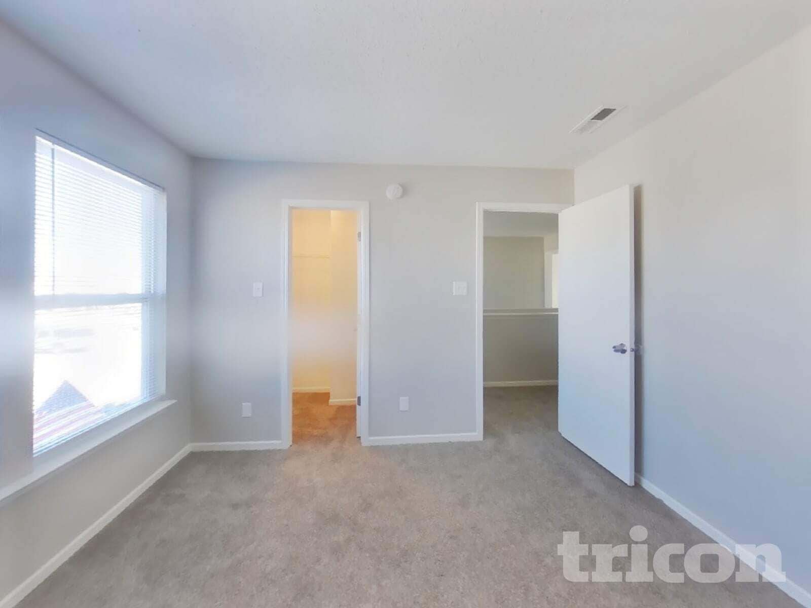 Building Photo - 8343 Weathervane Cir