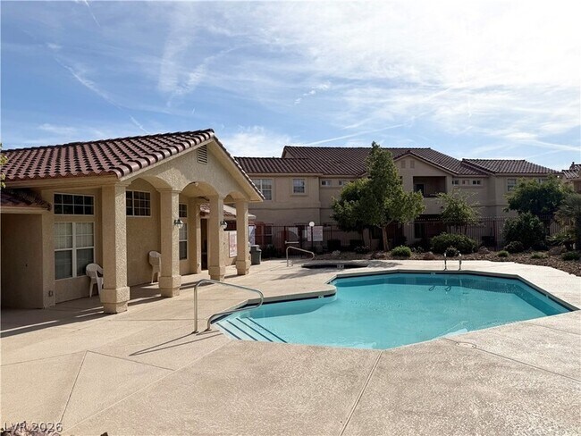 Building Photo - 520 Arrowhead Trail