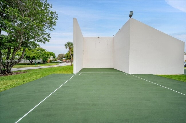 Building Photo - 1220 SW 131st Pl Cir W