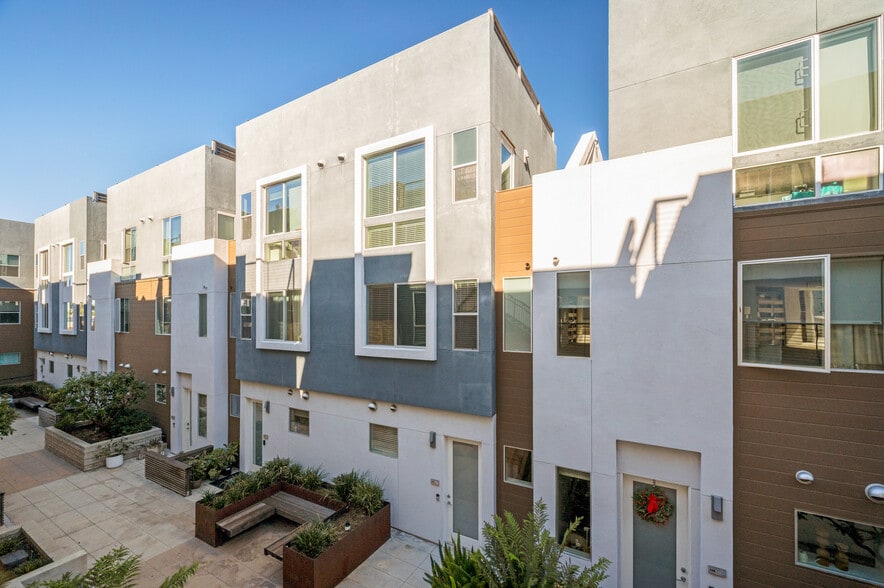 Building Photo - 1920 S Pacific Coast Hwy