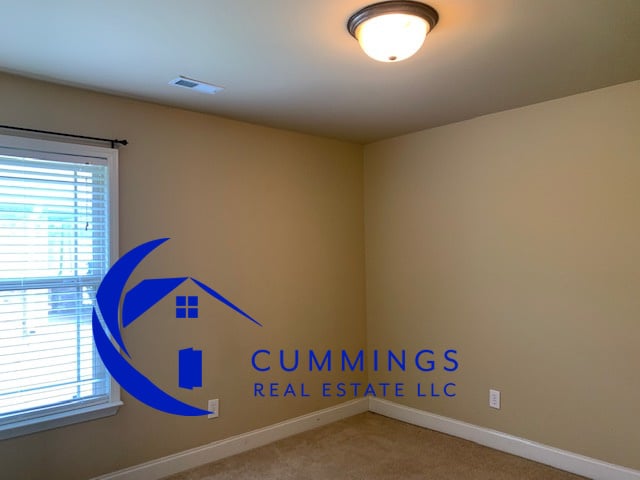 Building Photo - Beautiful Brick Home in Madison