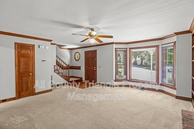 Building Photo - 4904 Kinross Ct