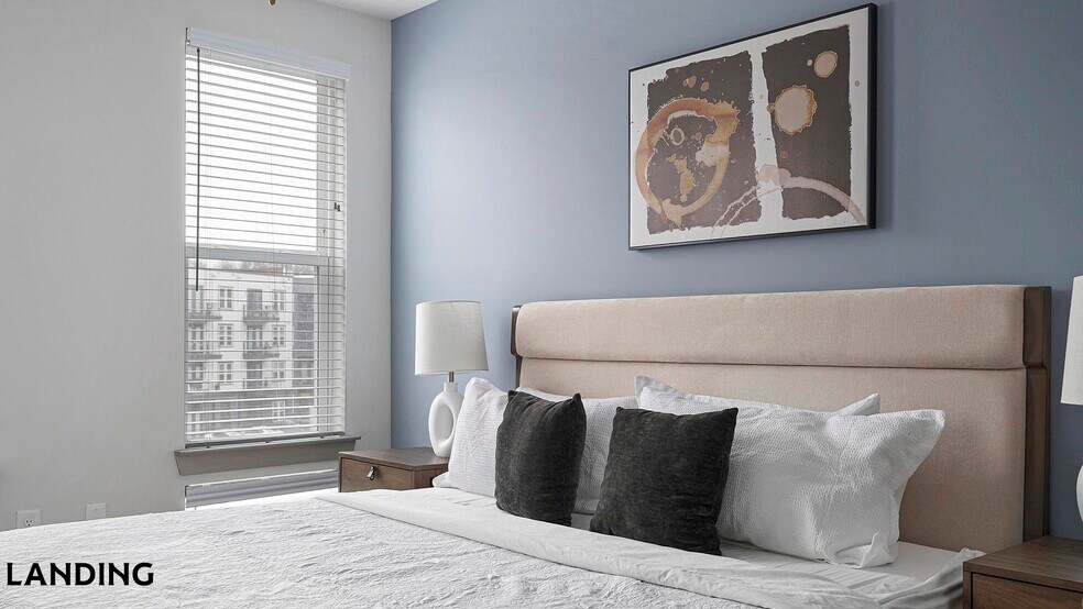 Building Photo - 2165 Nolensville Pk