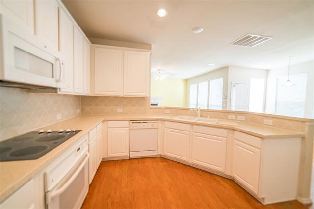 Building Photo - 571 Hawken Dr