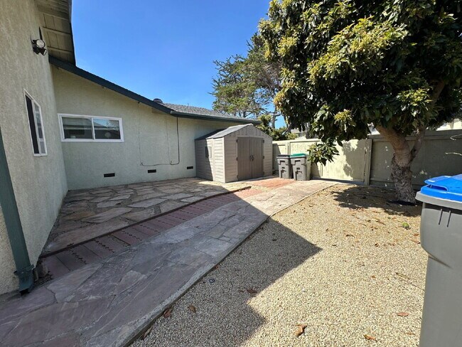 Building Photo - Spacious 2BR/2BA Single-Level ADU with Private Courtyard