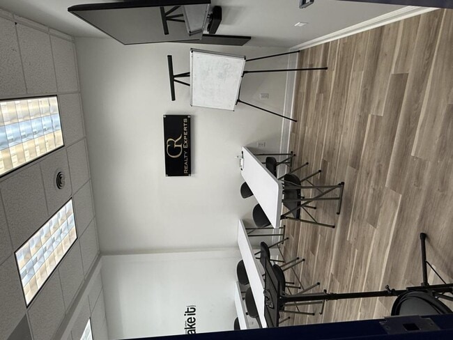 Building Photo - 8751 Commodity Cir