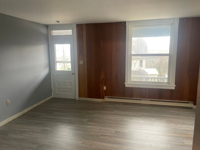 Building Photo - Herndon Apartments