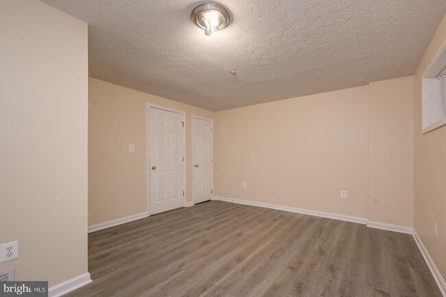 Building Photo - 9058 Constant Course