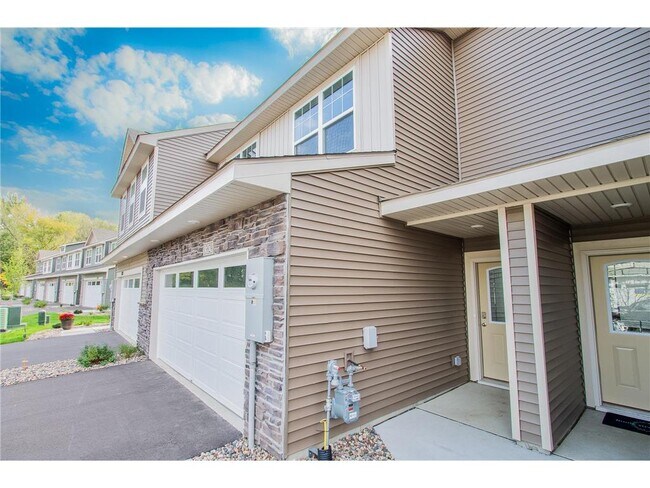 Building Photo - 13829 Kaylemore Trl