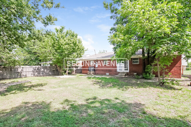 Building Photo - 2517 SW 67th St