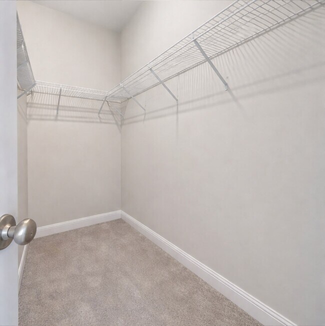 Building Photo - 104 Simon Cir