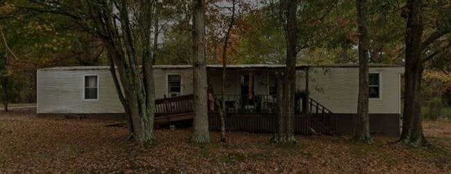 Primary Photo - Newly remodeled home is located in Lancast...