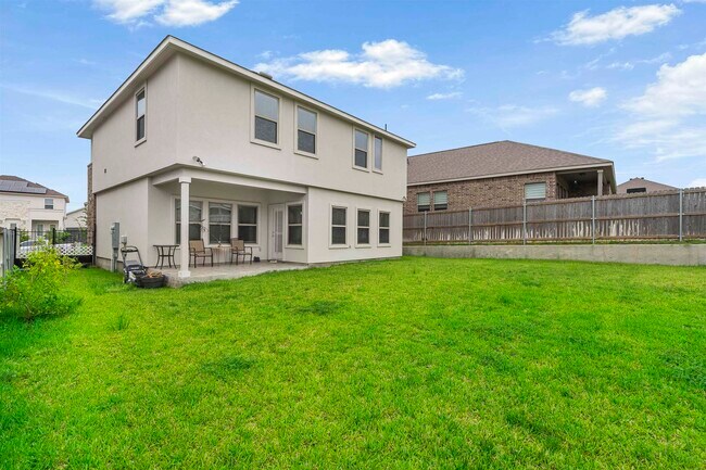 Building Photo - 1506 Sombras Dr