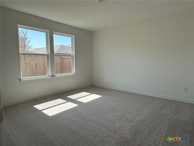 Building Photo - 936 Heartseed Ave