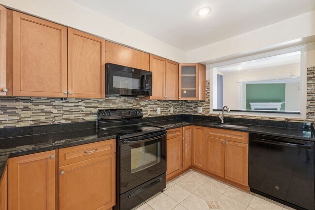 Building Photo - 6012 Crown Royal Cir