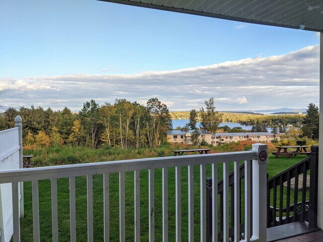 Building Photo - Cedar Lodge 106