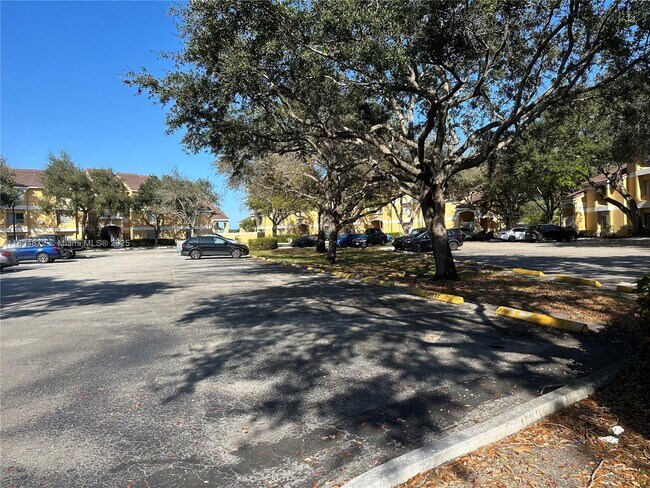 Building Photo - 2351 NW 33rd St