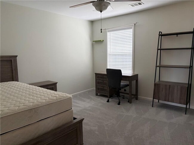 Building Photo - 12835 Morningpark Cir