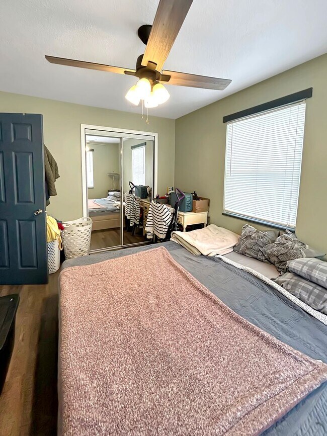 Building Photo - Charming 3-bedroom, 1-bath home in Oakdale, PA!