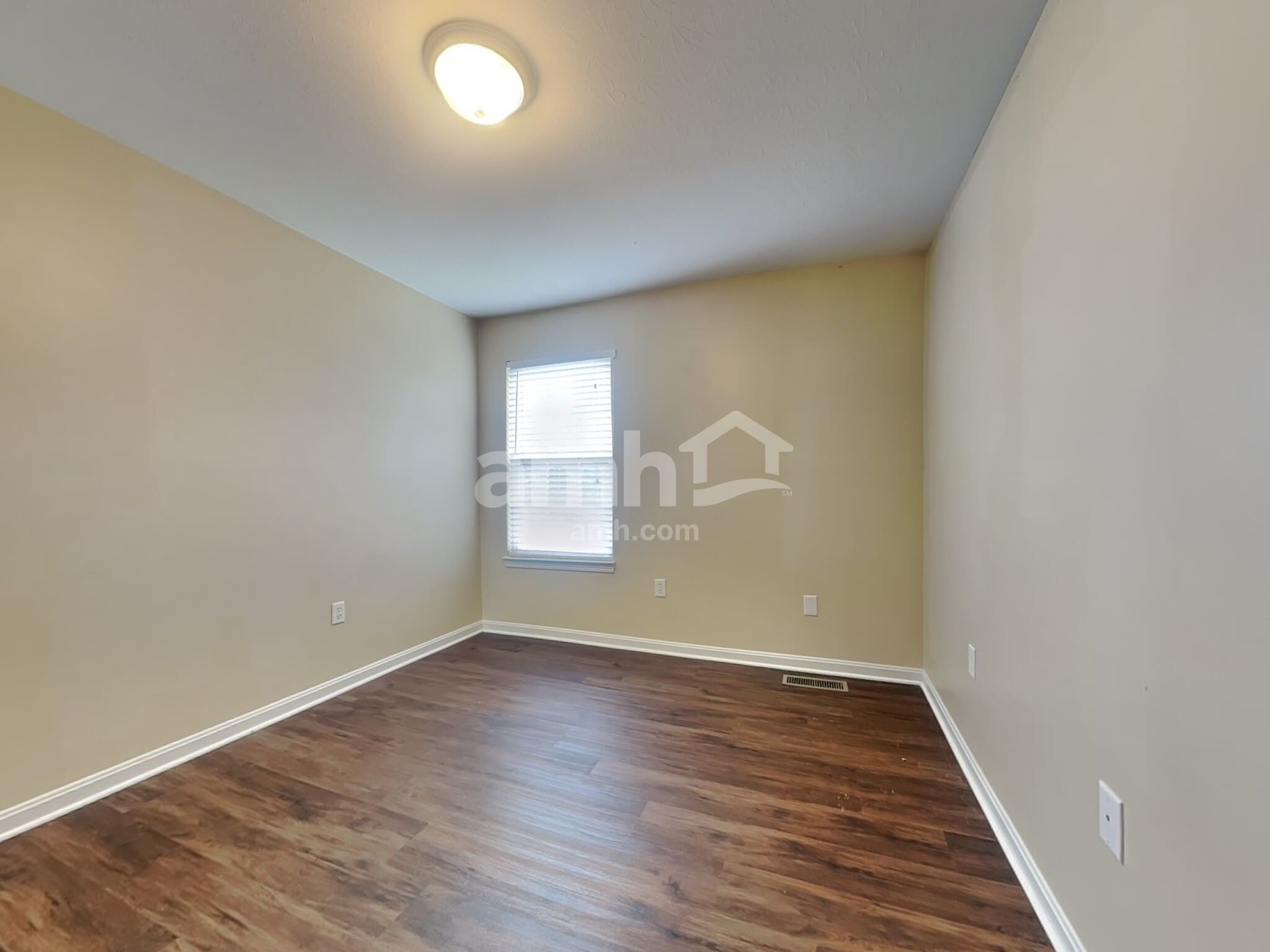 Building Photo - 10311 Charleston Ln