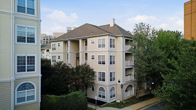 Building Photo - 4551 Strutfield Ln