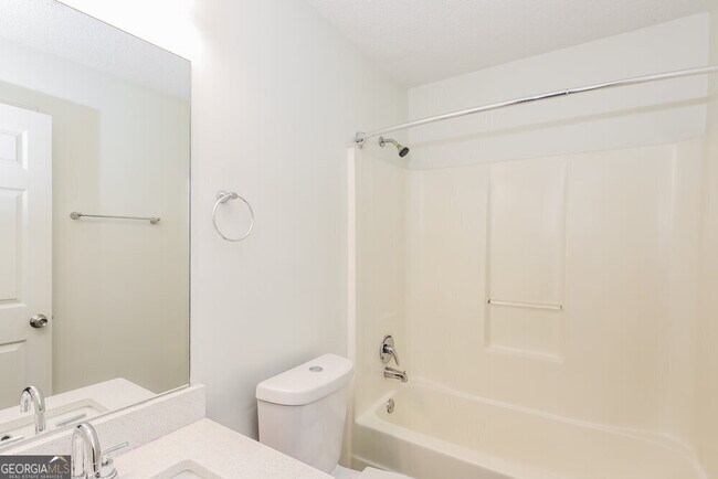 Building Photo - 10990 Knotty Pine Pl