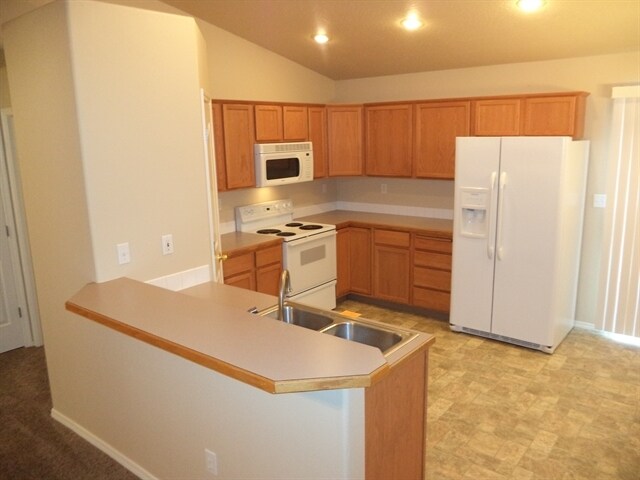 Building Photo - 1209 Falcon St